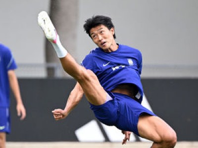 홍명보 감독 멕시코 훈련장에서 선수들 회복 훈련 진행