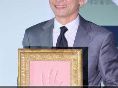 황정민 아들 올해 입대 결정에 팬들 반응 뜨거움