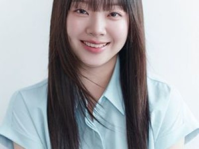 두산 시구자에 유명 연예인 등장해 화제